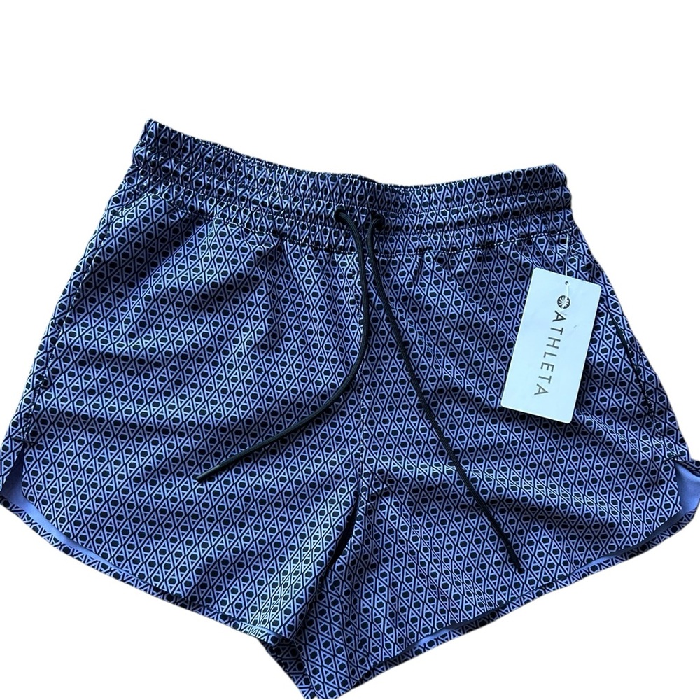 NWT Athleta Geometric Purple Crossroads Pocket Running Shorts Small - Picture 3 of 11